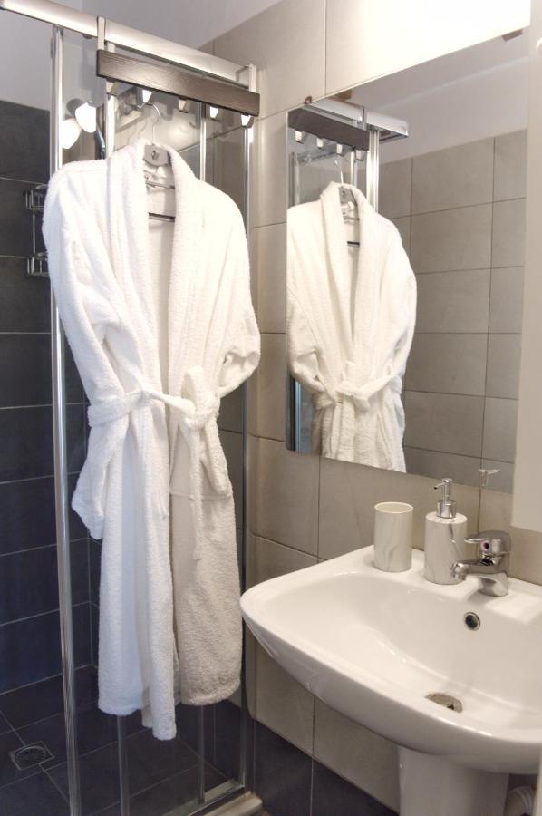 La Maison Bleue Apartment Lixouri Bagian luar foto